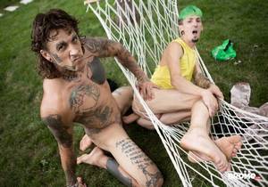 Bo Sinn, Charly Willinsky «Wreaking Hammock» (Bareback)