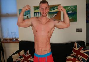 EnglishLads – Straight Young Athlete Thomas Shows us his Muscles & Rock Hard Uncut Cock & Shoots Big! – Thomas Parks